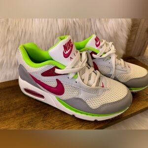 EUC | PINK AND GREEN NIKE AIR